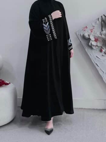 عباية امراتي تطريز + الشالة المطرزة